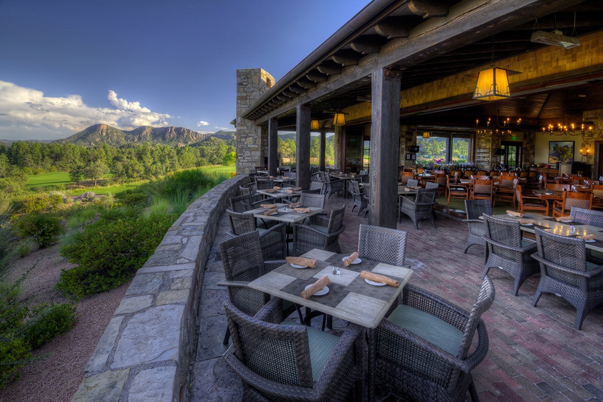 Twosome at The Rim Golf Club